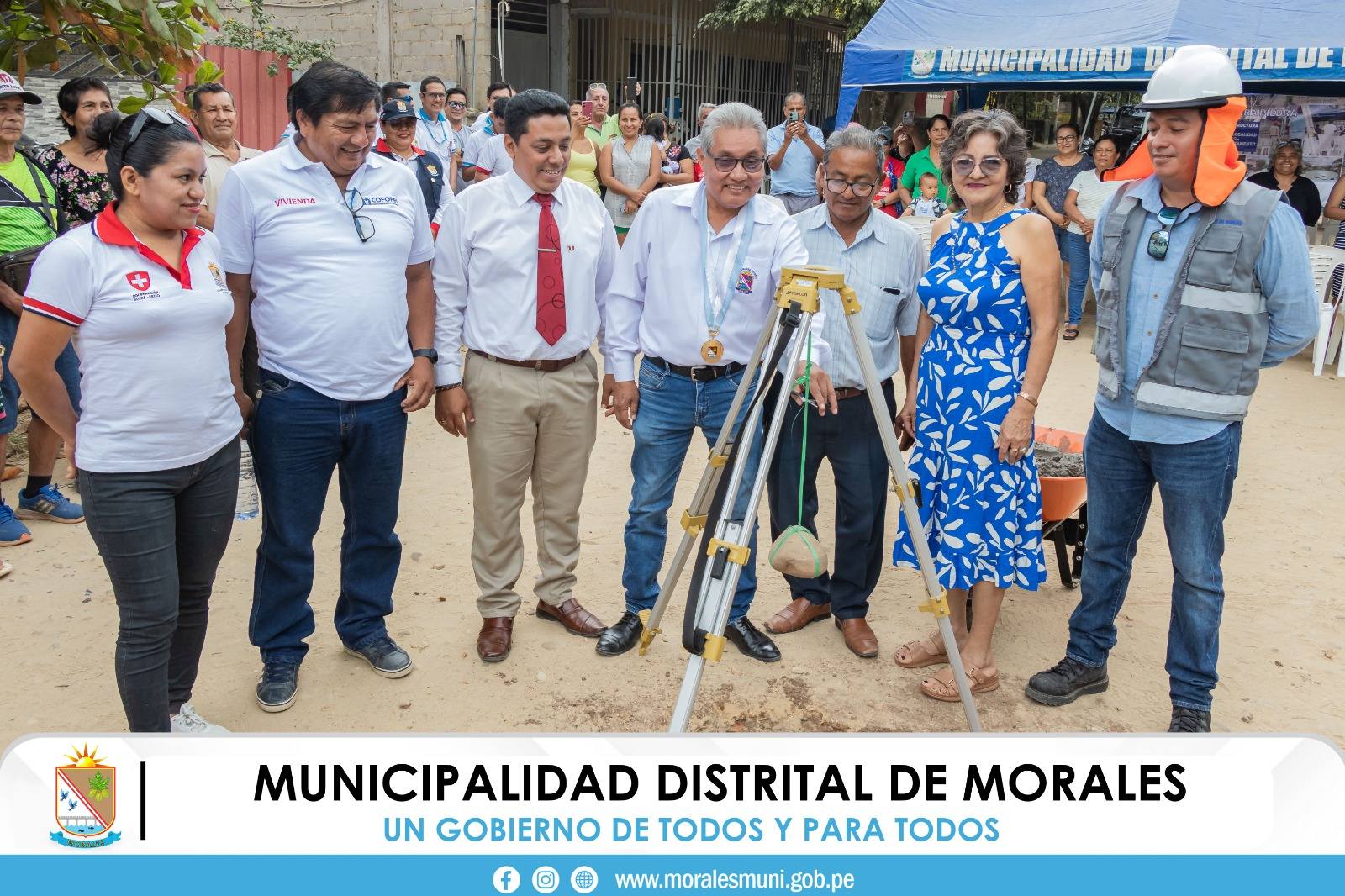 ALCALDE COLOCA PRIMERA PIEDRA PARA LA OBRA DE PISTAS Y VEREDAS DE LAS CUADRAS 8, 9 Y 10 DEL JIRÓN FRANCISCO PIZARRO EN DISTRITO DE MORALES. 